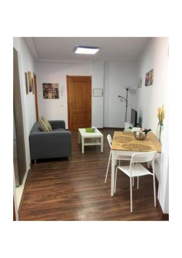 Apartamentos Cerca Del Aeropuerto Ingenio Exteriör bild